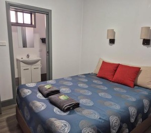 Broken Hill Tourist Lodge 