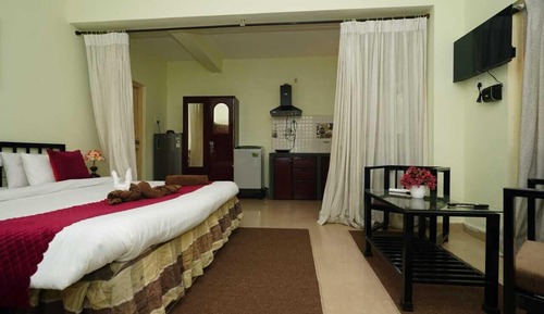 Premium Studio, Balcony, Garden View