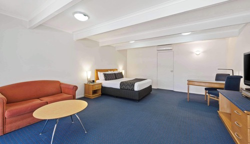 Queen Suite