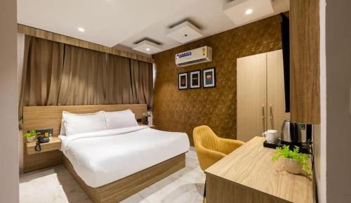 Standard King Room