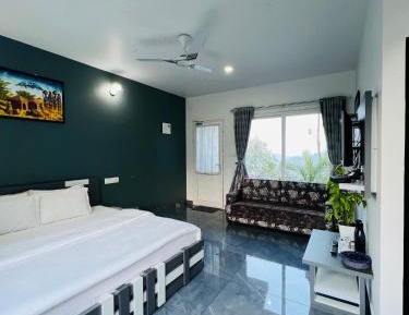 Double Room with Lake View