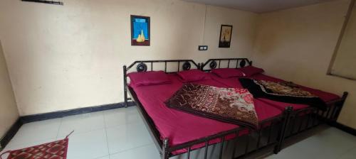 Mixed Dormitory Room