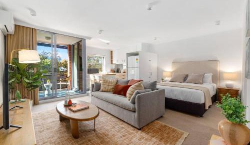 Studio Apartment with Balcony