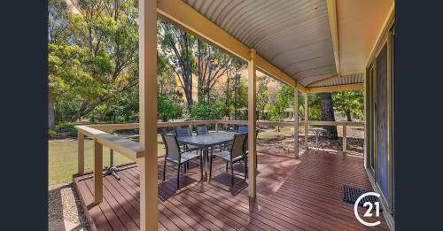 Deluxe Two-Bedroom Apartment with Garden View