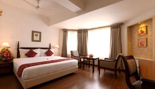 Deluxe Queen Room