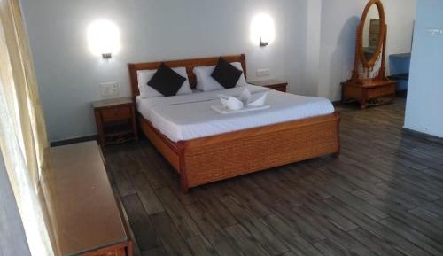 Large Double Room