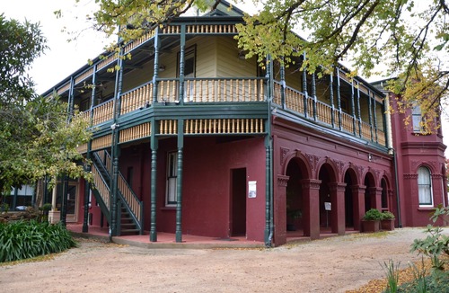Leura Hotel | Leura House